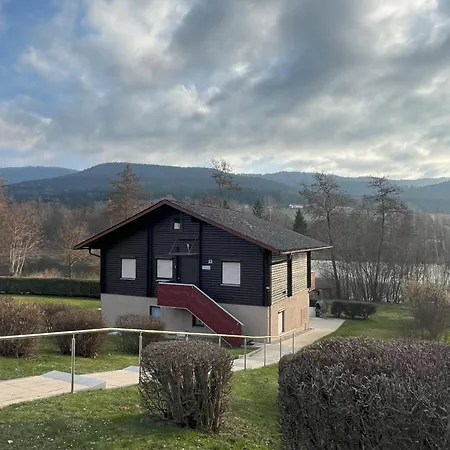 アパート Arrach Haus 23 Seeblick Ferienwohnung Mit Dachgeschoss アルラッハ